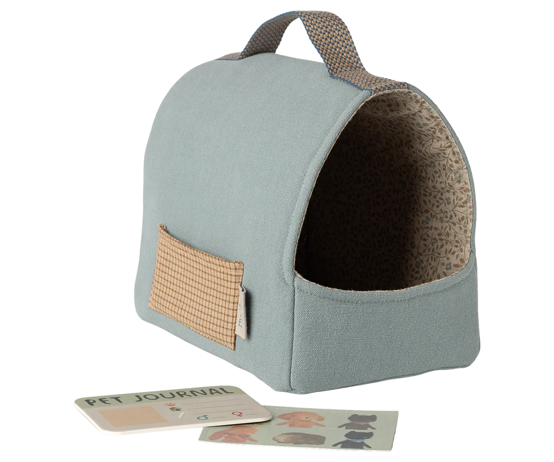 Maileg Nosidełko dla pieska – Dusty Blue