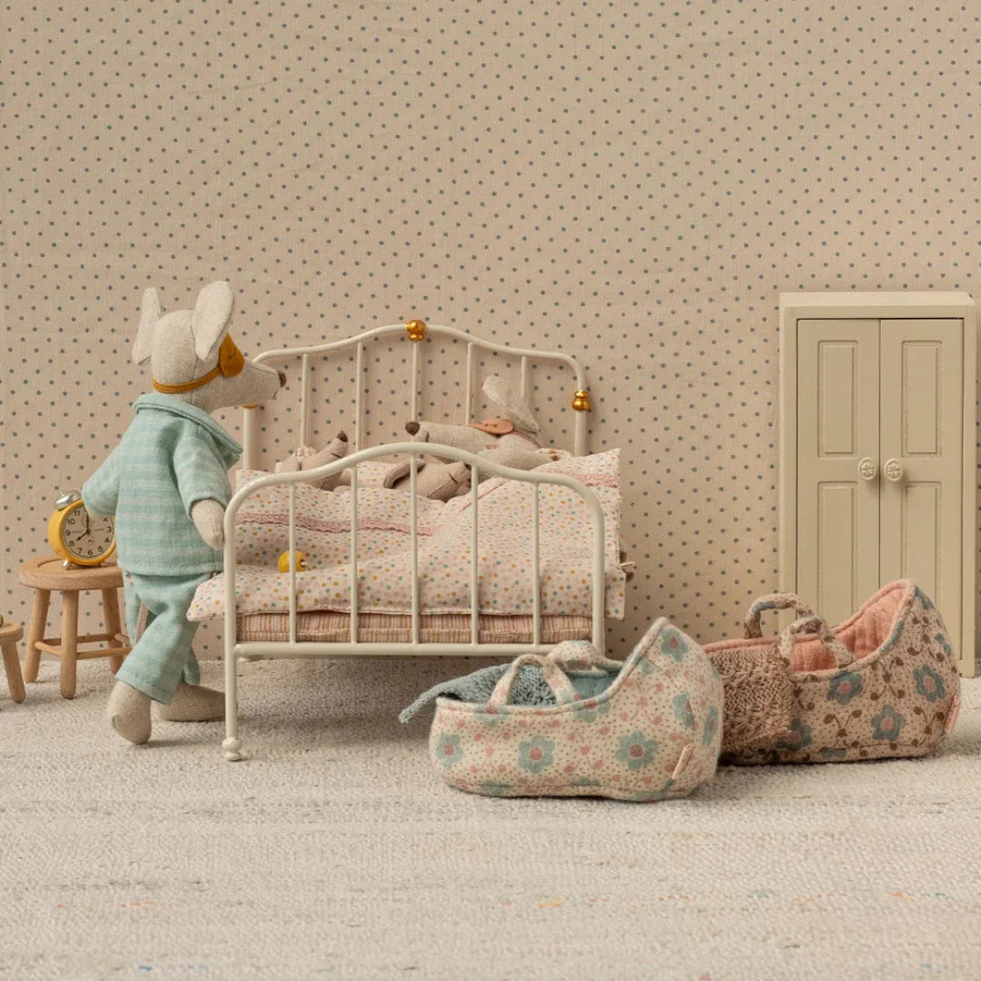 Maileg Łóżko vintage dla rodziców – Off White